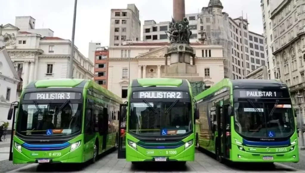 Vem Paulistar: três linhas de ônibus para você turistar e curtir a cidade